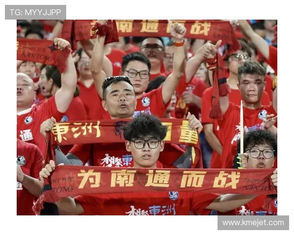 苏超现象:当纯粹足球点燃全民狂欢 苏超现象:当纯粹足球点燃全民狂欢